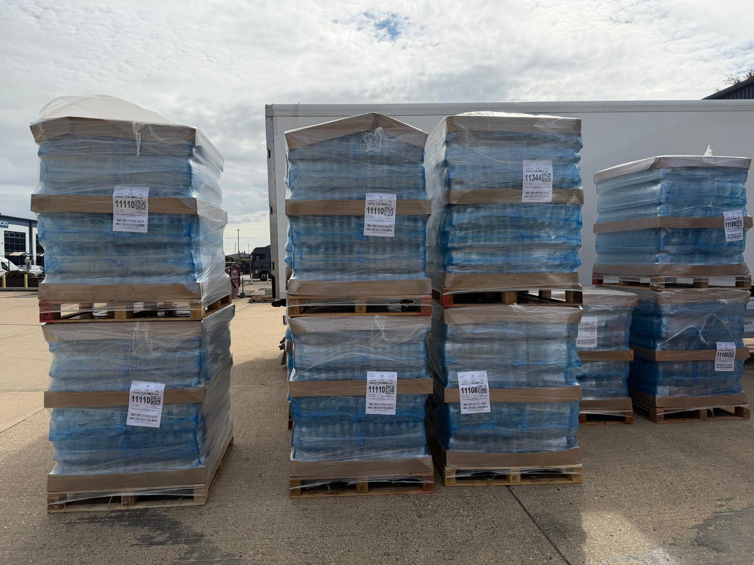 250ml Clear PET Plastic Bottles- Pallet Deal FreshPack Solutions Ltd